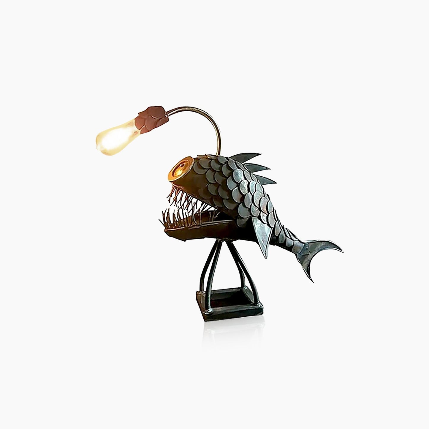 BowLift | Retro Anglerfish Table Lamp
