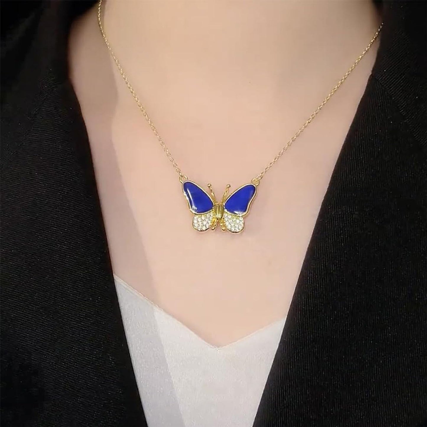 🦋 Color Changing Butterfly Necklace 📿