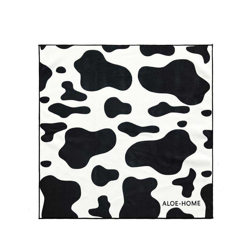 Multi-Purpose Self-Adhesive Makeup Storage Cloth