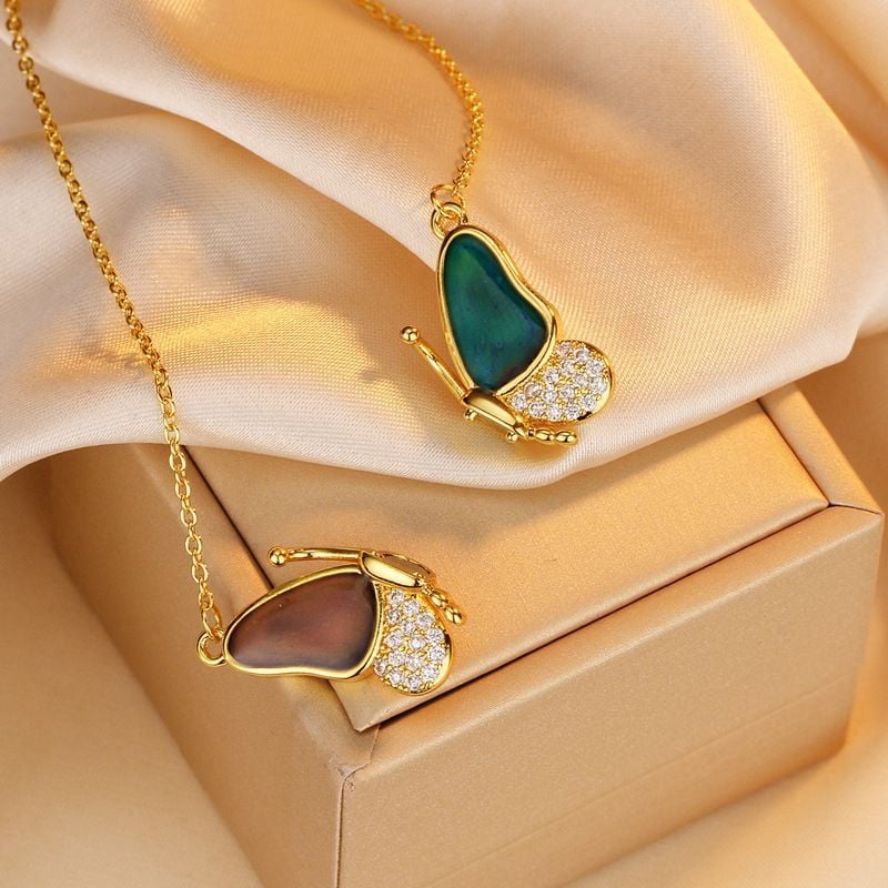 🦋 Color Changing Butterfly Necklace 📿