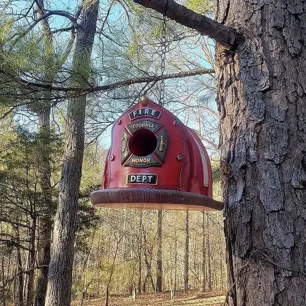 🔥Last 4 hours Sale: Save 49% -Firefighter-Themed Birdhouse