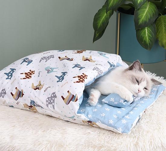 Comfortable Cat Sleeping Bag - SnugKitty Bowlift